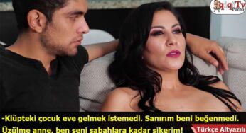 Pavyondan Dönen Sarhoş Annesini Ayılmadan Sikiyor